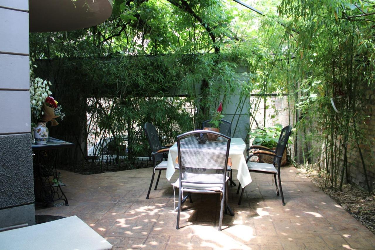 Garden Center *